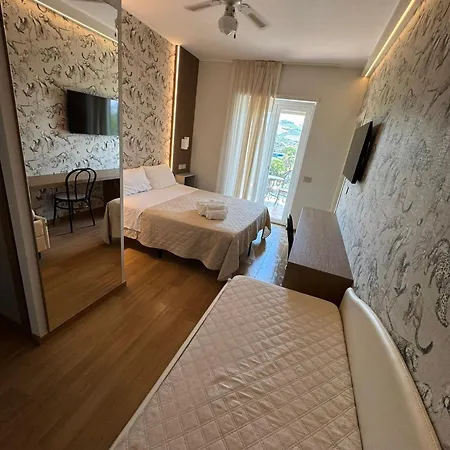 Marconi Szálloda 3*